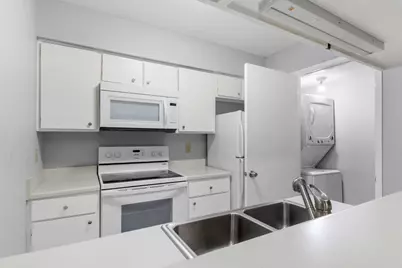 2100 Wilcrest Drive #226, Houston, TX 77042 - Photo 16