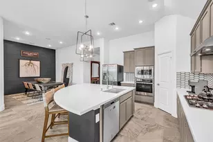 423 Bartlett St, Webster, TX 77598 - Photo 10