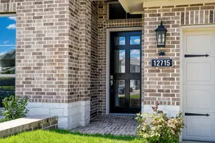12715 Plaza Solana Pl, Cypress, TX 77433 - Photo 2