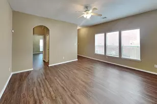 4642 Early Autumn Ct, Humble, TX 77396 - Photo 8