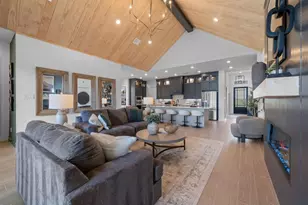 124 Black Hickory Dr, Waller, TX 77447 - Photo 6