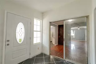 7613 Appleton St, Houston, TX 77022 - Photo 18