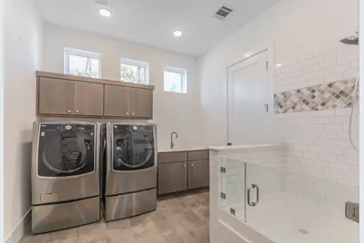 7 Blairs Way, Tomball, TX 77375 - Photo 46