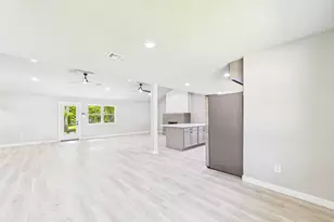 135 Highland Terrace, League City, TX 77573 - Photo 4