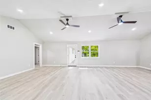135 Highland Terrace, League City, TX 77573 - Photo 16