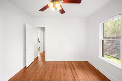 768 E 16th Street, Houston, TX 77008 - Photo 32