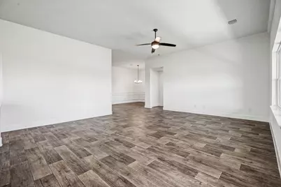 16 Keystone Court, Angleton, TX 77515 - Photo 6