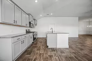 16 Keystone Ct, Angleton, TX 77515 - Photo 14