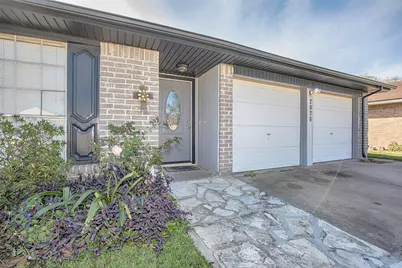 2826 Virginia Colony Drive, Webster, TX 77598 - Photo 2