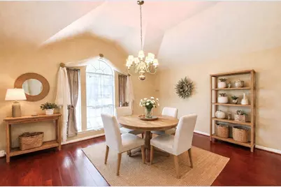 8514 Spotslyvania Lane, Houston, TX 77083 - Photo 2