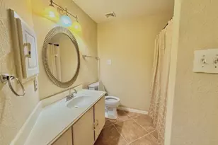 8514 Spotslyvania Ln, Houston, TX 77083 - Photo 16