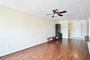 7575 Kirby Dr, Houston, TX 77030 - Photo 10