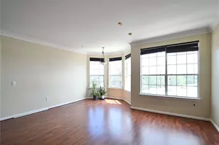 7575 Kirby Dr, Houston, TX 77030 - Photo 6