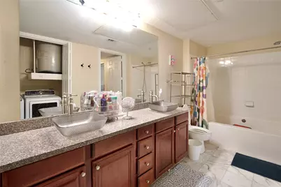 7575 Kirby Drive #1410, Houston, TX 77030 - Photo 8