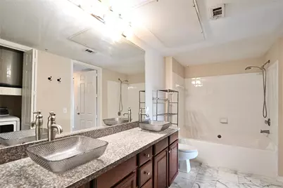 7575 Kirby Drive #1410, Houston, TX 77030 - Photo 18
