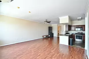 7575 Kirby Dr, Houston, TX 77030 - Photo 8