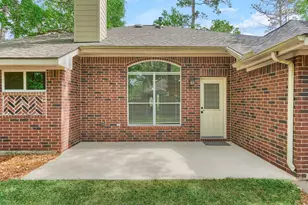 27 E Russet Grove Cir, The Woodlands, TX 77384 - Photo 34