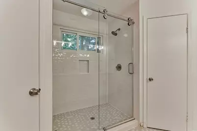 26 Sylvan Forest Drive, The Woodlands, TX 77381 - Photo 30