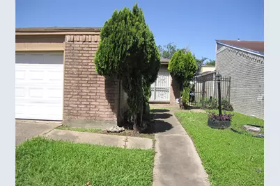 12461 Wellington Park Drive, Houston, TX 77072 - Photo 2