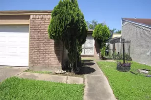 12461 Wellington Park Dr, Houston, TX 77072 - Photo 2