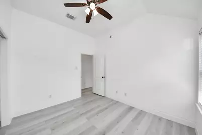 10850 White Oak Point Court, Cypress, TX 77429 - Photo 22