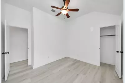 10850 White Oak Point Court, Cypress, TX 77429 - Photo 24