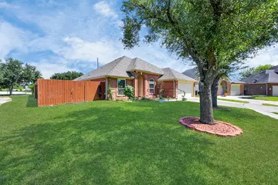 10850 White Oak Point Court, Cypress, TX 77429 - Photo 8