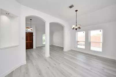 10850 White Oak Point Court, Cypress, TX 77429 - Photo 14
