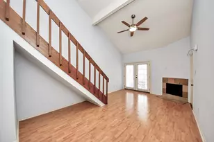 2425 Holly Hall St, Houston, TX 77054 - Photo 4