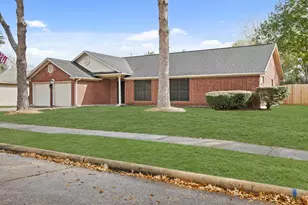 7010 Pembrough Ln, Katy, TX 77494 - Photo 6