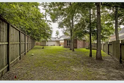 25507 Lyon Springs Court, Spring, TX 77373 - Photo 8