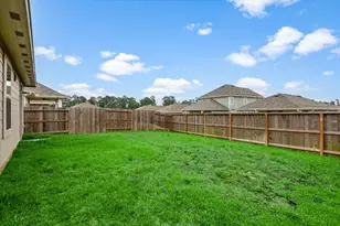 617 Roaring Fls Dr, Willis, TX 77378 - Photo 22
