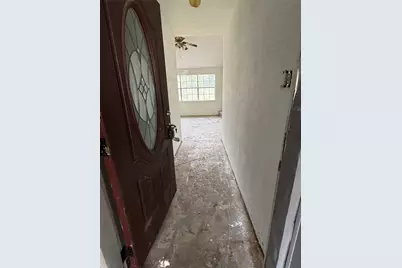 1321 Sagebrush Street, Angleton, TX 77515 - Photo 2