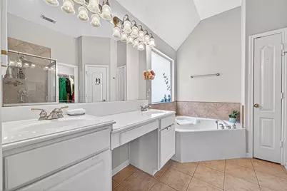 3655 Royal Royce Drive, Houston, TX 77042 - Photo 22