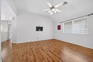 3655 Royal Royce Dr, Houston, TX 77042 - Photo 32