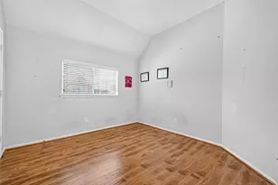 3655 Royal Royce Dr, Houston, TX 77042 - Photo 32
