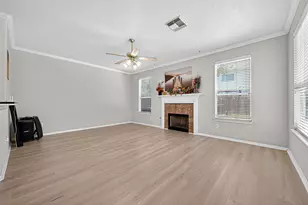 3655 Royal Royce Dr, Houston, TX 77042 - Photo 8