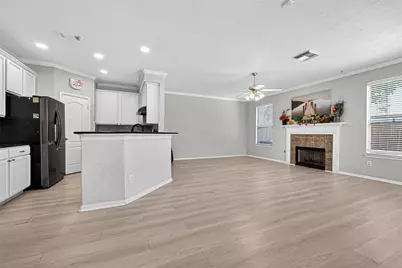 3655 Royal Royce Drive, Houston, TX 77042 - Photo 12