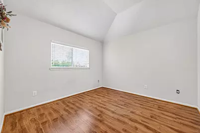 3655 Royal Royce Drive, Houston, TX 77042 - Photo 38