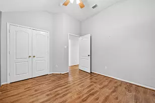 3655 Royal Royce Dr, Houston, TX 77042 - Photo 38