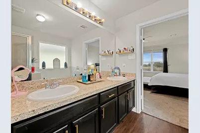 18830 Lansdowne Stream Path, Katy, TX 77449 - Photo 22