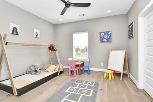 316 Thornton Rd, Houston, TX 77018 - Photo 16