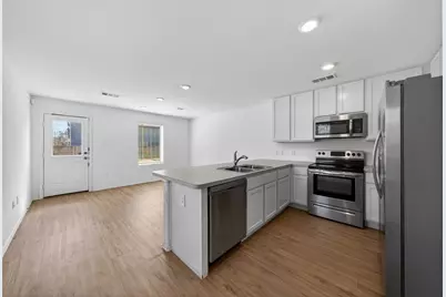 42 County Road 5201, Cleveland, TX 77327 - Photo 2