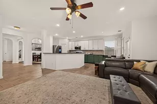 946 Maresca Ln, League City, TX 77573 - Photo 14
