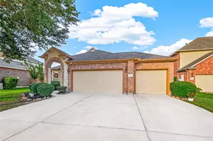 946 Maresca Ln, League City, TX 77573 - Photo 2