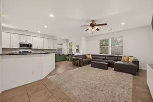 946 Maresca Ln, League City, TX 77573 - Photo 12