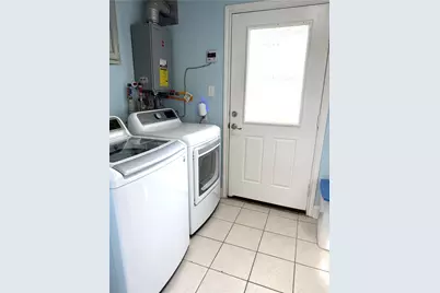 1102 Winnie Street #A, Galveston, TX 77550 - Photo 14
