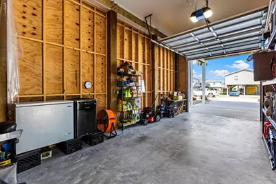 4102 Grayson Drive, Galveston, TX 77554 - Photo 32