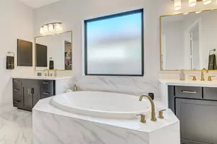 11118 Sandy Pinewoods Trl, Cypress, TX 77433 - Photo 24