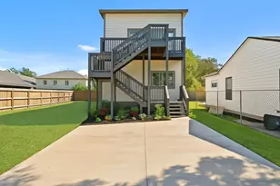 8204 Tower St, Houston, TX 77088 - Photo 26